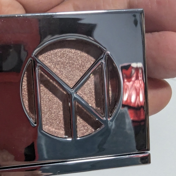 IL MAKIAGE COLOR BOSS EYESHADOW IN 965 SHOPAHOLIC - Picture 8 of 8